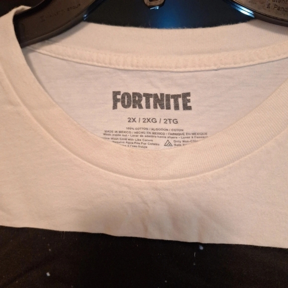 Fortnite Men’s White Short Sleeve Graphic Tee - Burger Planet - Picture 2 of 2